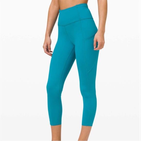 Lululemon Fast and Free High Rise Crop 23” in Hawaiian Blue Size 4 - Picture 1 of 11
